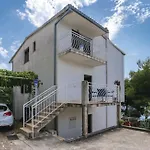 Apartment Maja